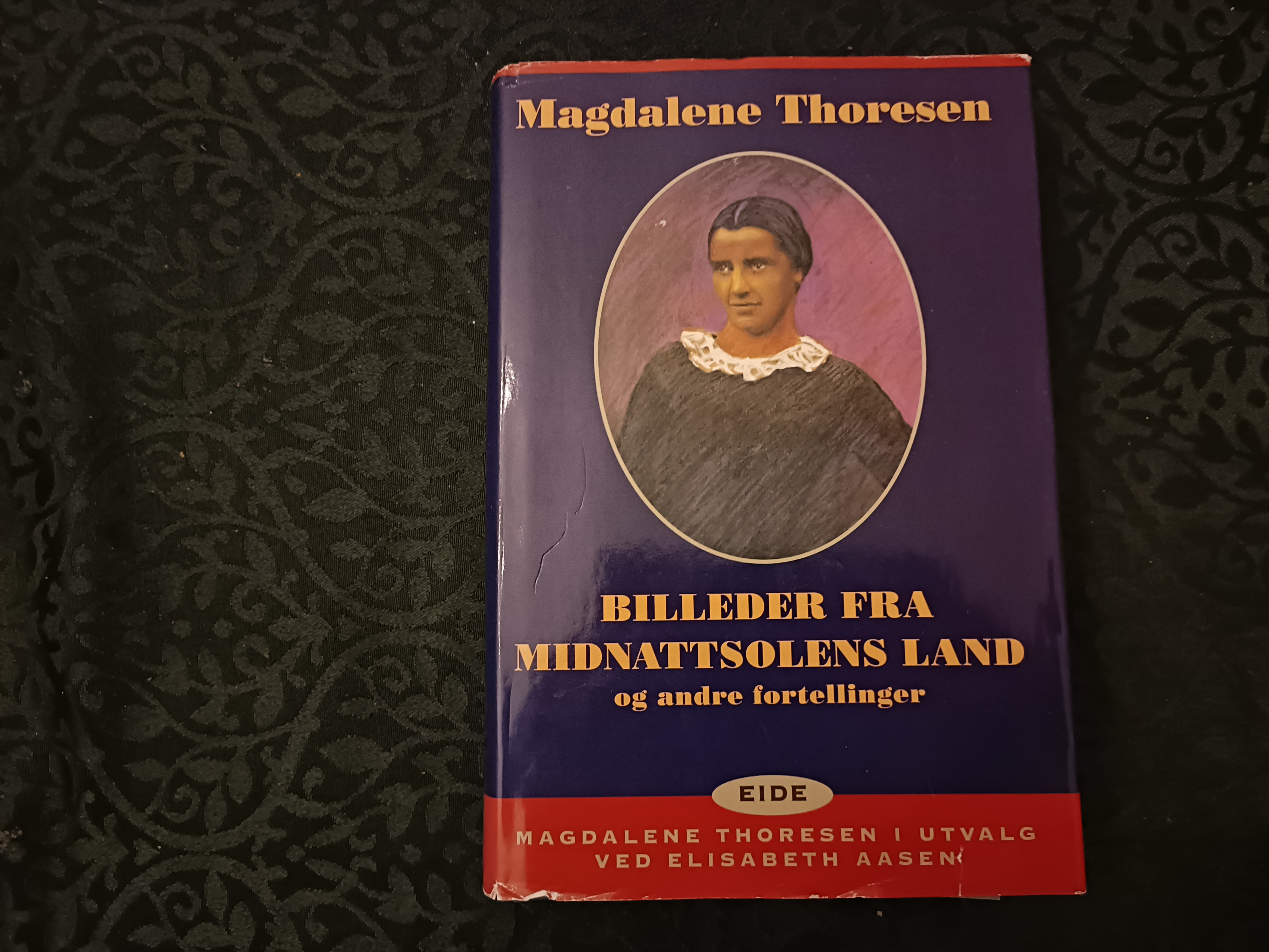 Billeder fra midnattsolens land og andre fortellinger. I utvalg ved Elisabeth Aasen