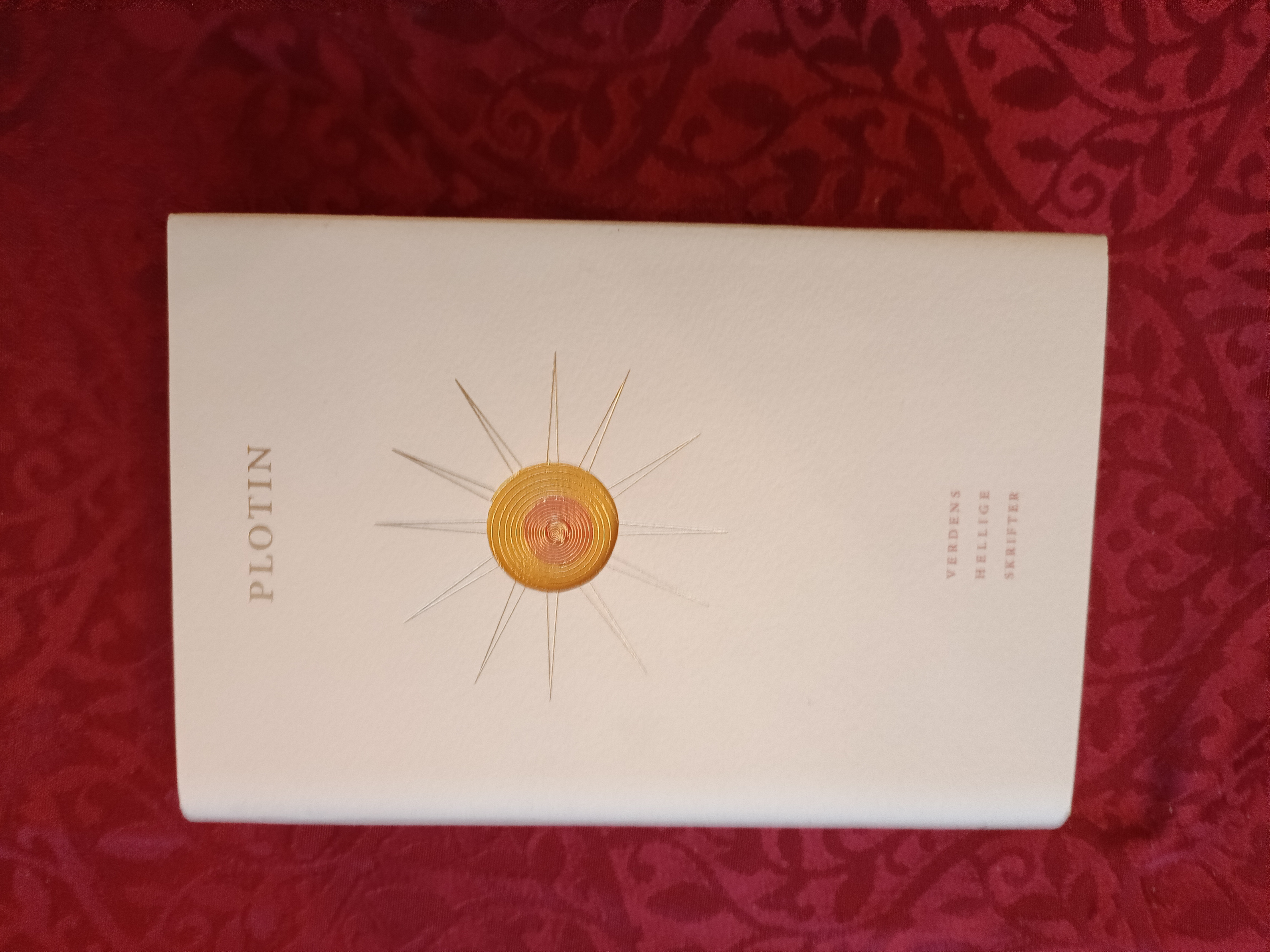 Plotin. Et utvalg av enneadene. Utvalg og oversettelse av H. Ludin Jansen. Innledende essay av Eyolfur Kjalar Emilsson