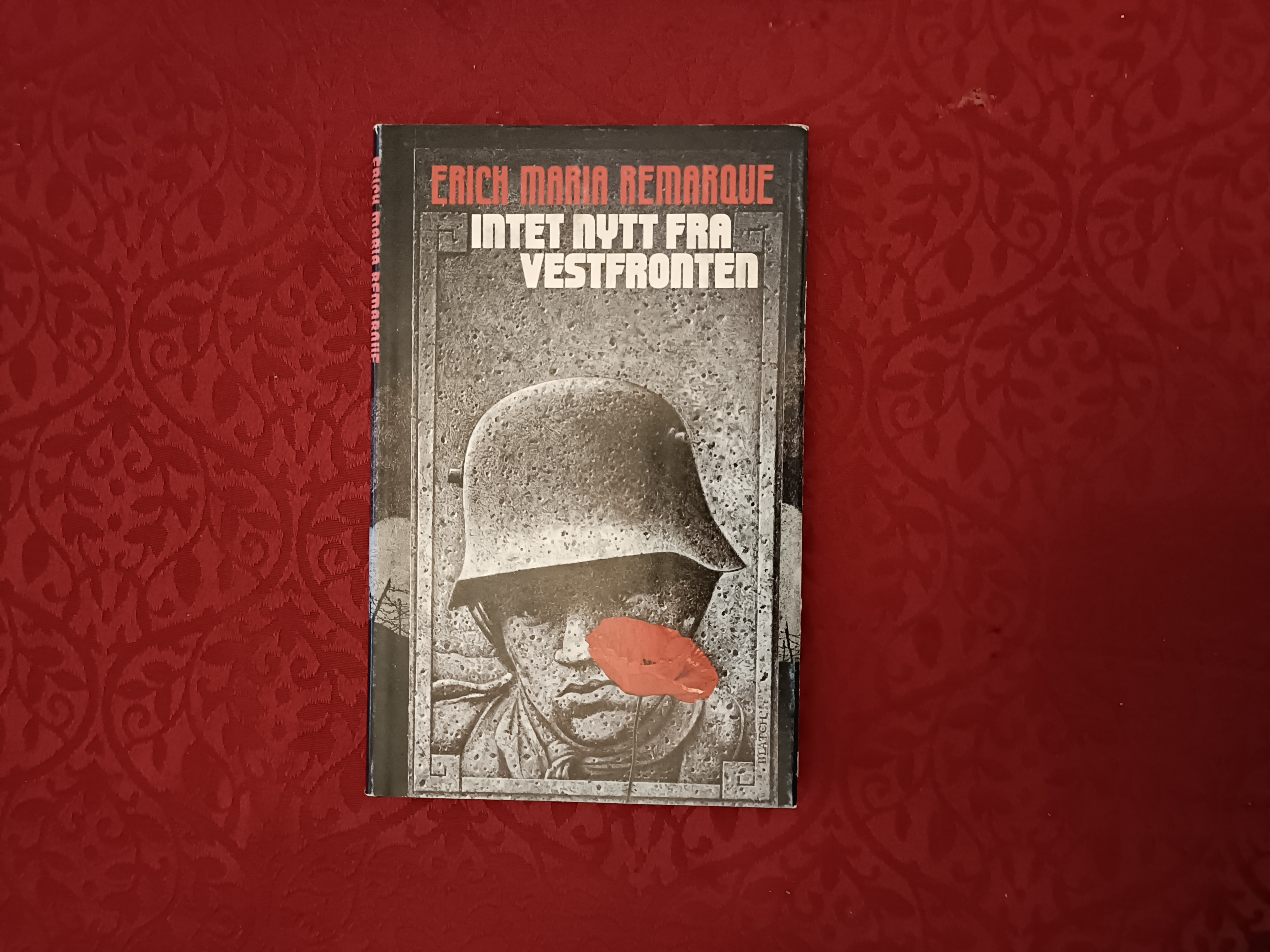 Intet nytt fra Vestfronten. Oversatt av Ragnar Kvam