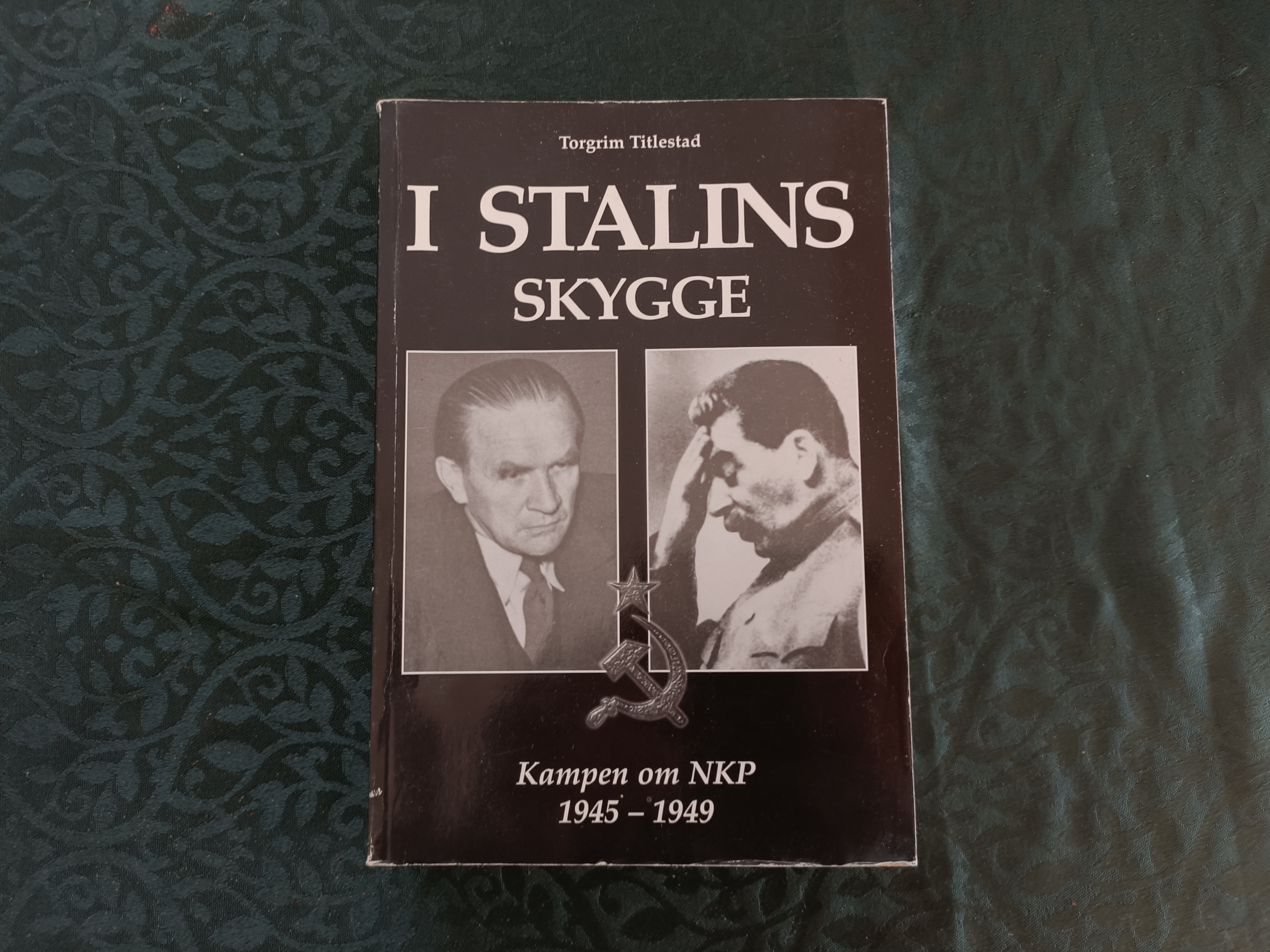 I Stalins skygge. Om korleis ein politisk leiar byggjer og taper makt. Peder Furubotn NKP og SUKP 1945-49