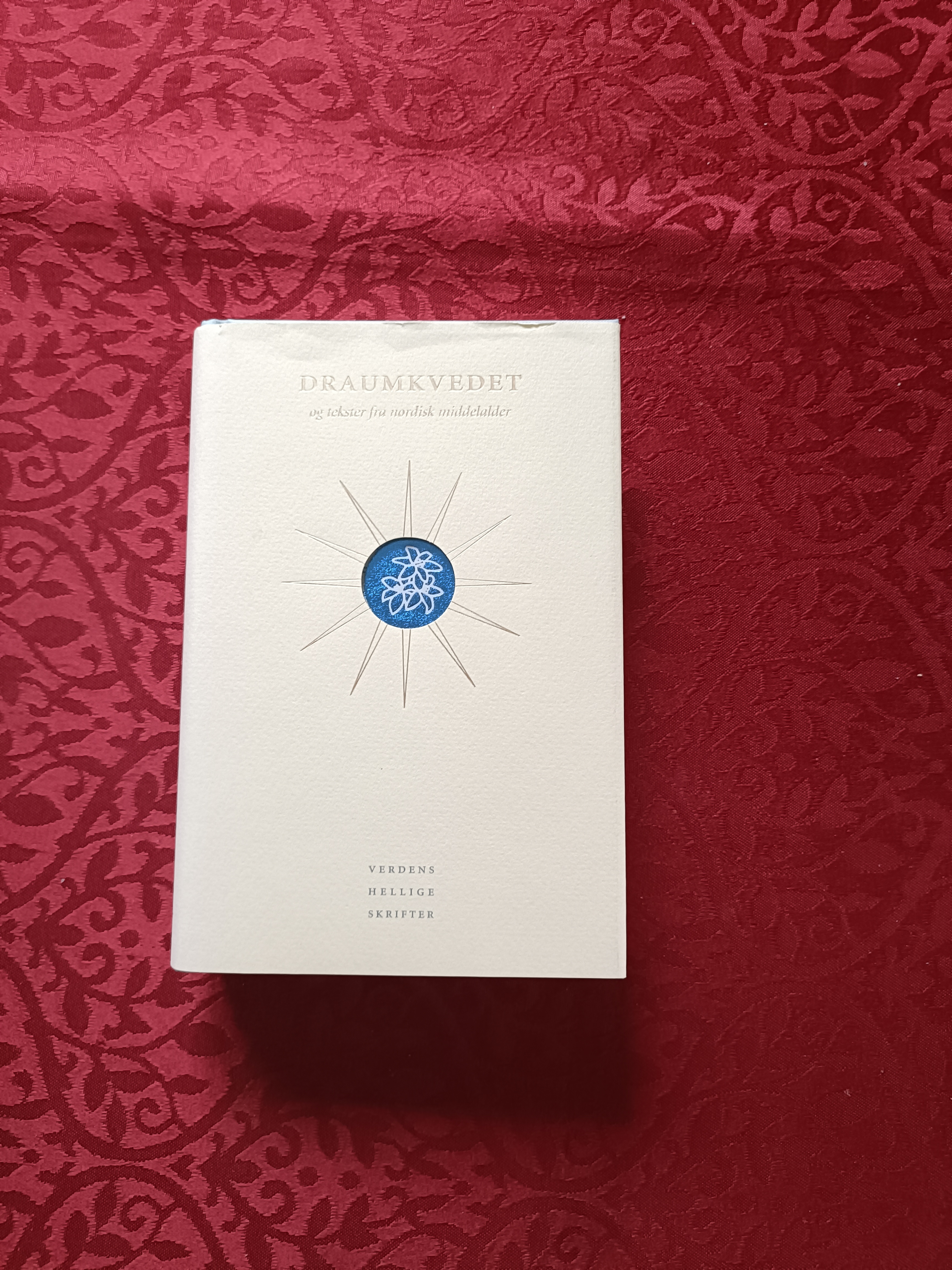 Draumkvedet og tekster fra norrøn middelalder. Utvalg og innledende essay av Gro Steinsland